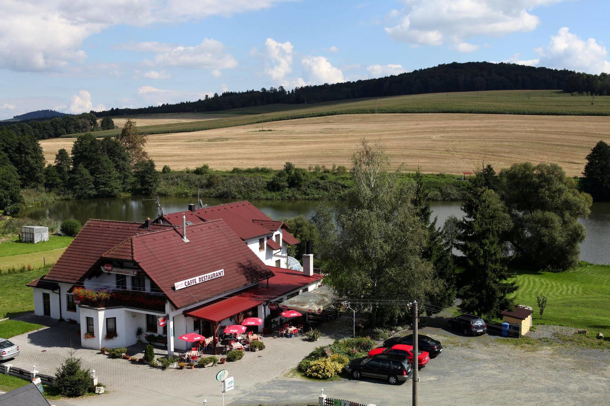 Pension Všeruby Exteriér fotografie