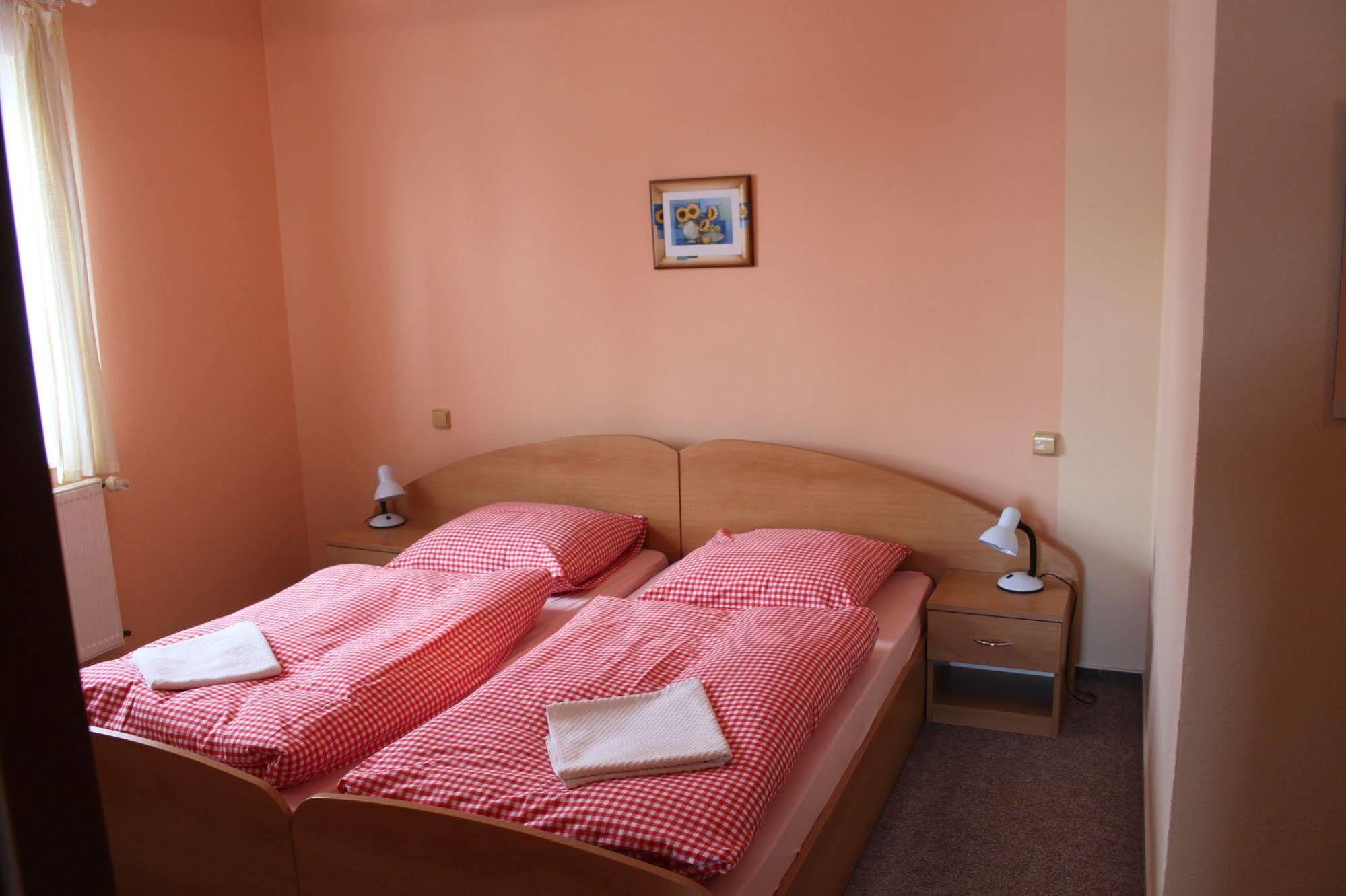 Pension Všeruby Exteriér fotografie